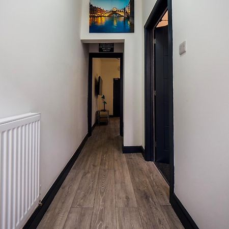 Chatham Lodge Cosy Large Double Room 1 Stoke-on-Trent ภายนอก รูปภาพ