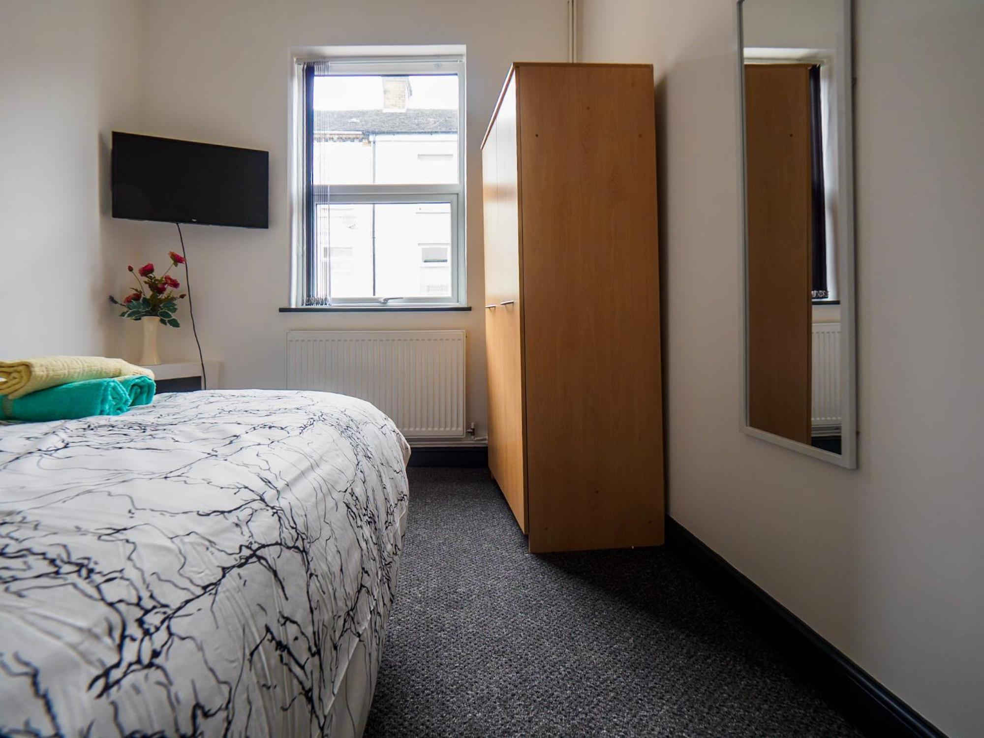 Chatham Lodge Cosy Large Double Room 1 Stoke-on-Trent ภายนอก รูปภาพ